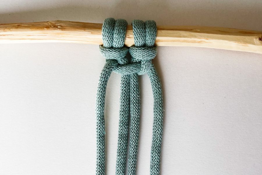 Square Knot Step-by-step Tutorial with Photos - Step 2 - Macrame for Beginners