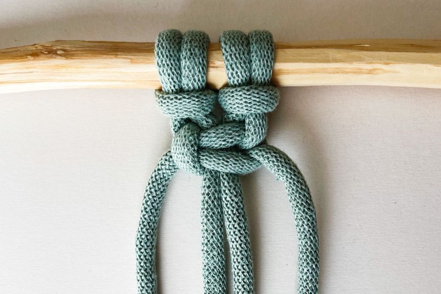 Square Knot Step-by-step Tutorial with Photos - Step 4 - Macrame for Beginners