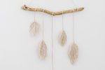 12 Easy DIY Macrame Feather Wall Hanging Patterns for Beginners ...