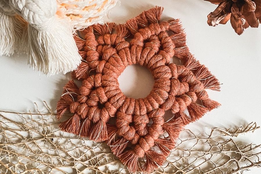 Curious Craft Studio Macrame Projects for Beginners