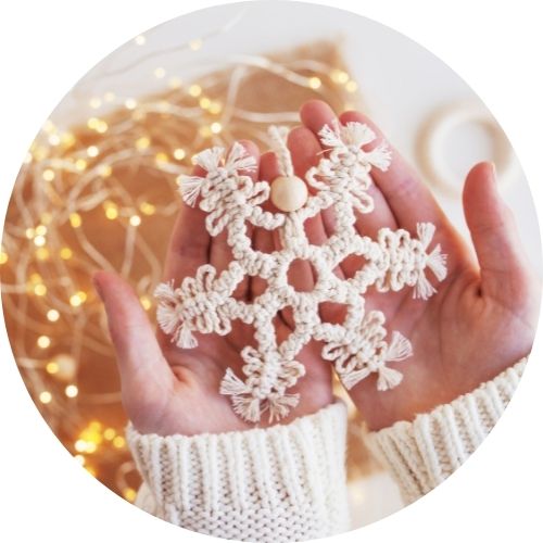 Macrame Christmas Decorations Guide - Macrame for Beginners
