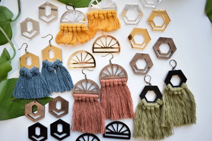 50 Easy DIY Macrame Projects for Beginners - Free Macrame tutorials and Patterns