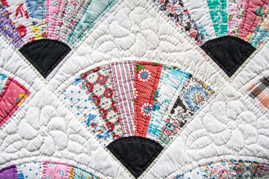 10 Amazing Fiber Arts - DIY KITS - How to start with Quilting
